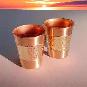 Vaso de Cobre Puro Hecho a Mano Bold Blossom, Fácil de Limpiar, Acabado Liso, Ecológico, Gran Capacidad para Uso Diario, Ayurvédico - Product Image 2