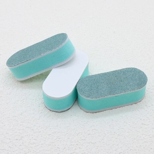 Lima de Uñas Mini de Doble Cara OME, Grano 180, Reutilizable, Diseño Zebra, Herramienta Duradera para el Cuidado de las Uñas con Empaque en Caja de Color - Product Image 1