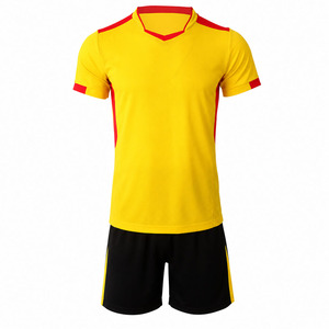 Ensemble de maillots de football personnalisés par sublimation, tenue de sport unisexe, vêtements d'entraînement respirants à séchage rapide en polyester pour équipe - Product Image 1
