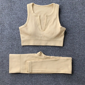 Ensemble 2 pièces de sport pour femme : soutien-gorge et leggings cousus à la machine, style sportif, édition la plus récente, idéal pour le yoga et le fitness - Product Image 5