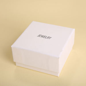 Caja de Regalo Personalizada Hecha a Mano, Ecológica y Biodegradable de Alta Calidad para Joyería, Cartón Rígido con Logotipo UV e Inserto de Espuma - Product Image 4