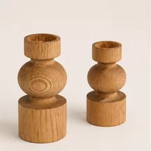 Support de bougie en bois élégant et décoratif pour les projets d'hôtellerie et de banquets - Product Image 4