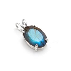 Colgante Minimalista de Labradorita Ovalada Natural en Plata de Ley 925, Joyería de Cristal Hecha a Mano, Certificado IGI, Regalo Étnico - Product Image 3