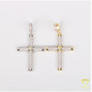 Luxury Faith Cross Pendant Necklace With Iced Out Moissanite Diamond Minimal Style - Product Image 2