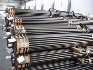 Tuyau en acier sans soudure en acier au carbone API 5L <span class=keywords><strong>ASTM</strong></span> <span class=keywords><strong>A106</strong></span> A53 GR.B SCH40 Tube en acier noir pour pipeline de gaz/pétrole Surface laminée à chaud et à froid Épaisseur - Product Image 4
