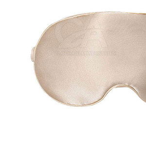 Masque de sommeil en soie biologique premium, patch doux pour les yeux, avec sangle réglable, occultant la lumière, accessoire de voyage et de repos personnalisable - Product Image 6