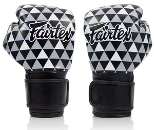 Guantes de Boxeo Fairtex Hechos a Medida en Combinación de Negro, Gris y Blanco, Ideales para Entrenamiento y Sparring de MMA, Muay Thai y Kickboxing - Product Image 2