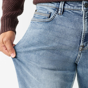 Fabricants sur mesure de jeans droits en coton pour hommes, avec logo de marque personnalisé, motif uni, taille haute, délavés, pour usage décontracté, vente en gros - Product Image 6