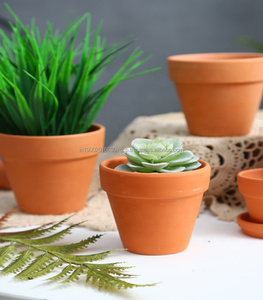 Elegante maceta de terracota de arcilla simple para plantas caseras y suculentas de varios tamaños - Product Image 5