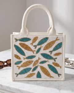 Sac fourre-tout rectangulaire en toile brodée à la main avec motif de poisson en bleu sarcelle et or, artisanat, point de croix et broderie - Product Image 1