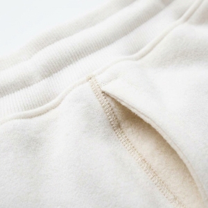Shorts décontractés confortables pour hommes, tissu respirant et léger, vêtements sur mesure - Product Image 2