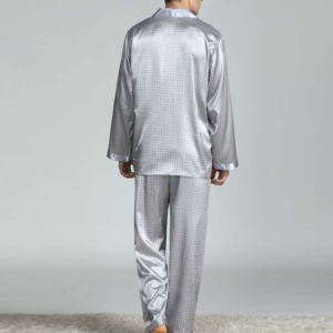 Ensemble de vêtements de nuit en soie pour jeunes hommes, pyjama à manches longues, couleur unie, vêtements de nuit de luxe, ensemble de vêtements de maison respirants pour hommes - Product Image 3