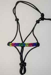 Harnais en cuir noué à la main de qualité supérieure avec muserolle tressée arc-en-ciel |   Harnais d'équitation de style anglais personnalisable et durable - Product Image 5