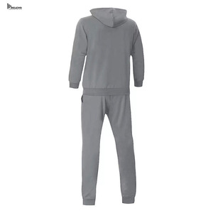 Conjunto Deportivo Informal de Dos Piezas para Invierno, Sudadera con Capucha Estampada y Pantalones Deportivos, Tejido Rico en Algodón, Cómodo para Uso Diario - Product Image 2