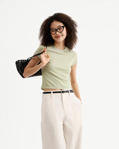 Camiseta de Manga Corta para Mujer, Cuello Redondo, Corte Ajustado, Color Sólido, Algodón y Rayón, Transpirable, Secado Rápido, Verano, Vietnam - Product Image 1