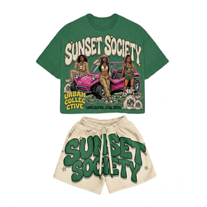 Conjunto de Camiseta de Manga Corta y Pantalones Cortos con Estampado Gráfico Vintage Personalizado, Diseño Y2K Streetwear Sunset Society, Conjunto de Dos Piezas - Product Image 1