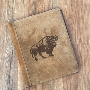 Cartera de negocios grabada con láser de cuero de gamuza de alta calidad personalizada, A4 carpeta de archivos, carpetas de documentos con tarjetero - Product Image 2