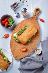 Planche à découper légère en bois d'acacia double face pour la cuisine quotidienne, le fromage et les légumes - Product Image 5