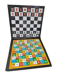 Tablero de juego clásico de doble cara con diseño de ajedrez y rompecabezas numerado, superficie de juego de plástico impresa para diversión en interiores - Product Image 1