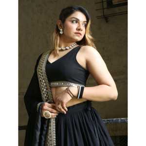 Gran negro Zari bordado Georgette recepción desgaste Lehenga Choli - Product Image 1