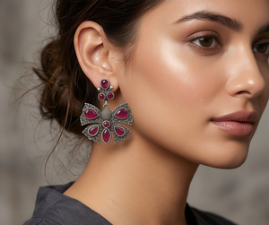 Pendientes de Mariposa con Rubí DIVYORO - Product Image 3