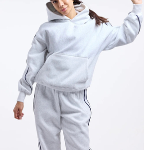Fabricante Mayorista de Sudaderas Extra Grandes Personalizadas para Mujer, Sudadera con Hombros Caídos, Tela de Algodón Premium a Bajo Precio - Product Image 3