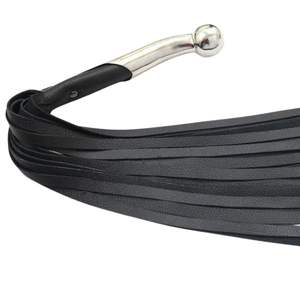 Flogger de Cuero Premium con Hebilla de Acero y 3.5cm de Ancho para Juegos de Impacto BDSM con Caídas Largas y Suaves y Detección de Agujas - Product Image 4
