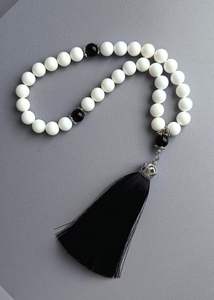 ลูกประคำอำพันลายเสือขาวทรงกลมแบบตัดแต่งอย่างประณีตสำหรับชาวมุสลิม - Product Image 5