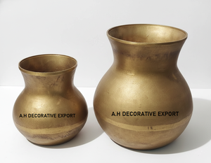 Macetas Modernas de Aluminio Negro Mate Ecológicas - Juego Minimalista de 2 Macetas Industriales para Bodas, Diseño Interior Contemporáneo - Product Image 6