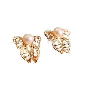 Boucles d'oreilles en perles d'eau douce rétro de la cour française avec un tempérament de papillon naturel, accessoires polyvalents - Product Image 5