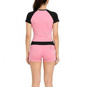 Conjunto Deportivo para Mujer, Top Corto y Pantalones Cortos, Tela Suave y Elástica, Ropa Deportiva Cómoda para Gimnasio, Entrenamiento y Uso Diario - Product Image 5