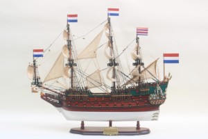 DE ZEVEN PROVINCIEN Painted - Handcrafted Wooden Model inspired by Tall Ship from Netherlands - Product Image 2