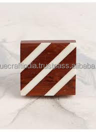 Perilla de puerta de madera de resina elegante de diseño personalizado para perilla de puerta de acento rústico El tirador de armario está disponible a los mejores precios - Product Image 4