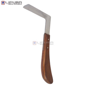 Cuchillo para Pezuñas de Caballo LIPUMA EDGELINE Tipo L para Zurdos, Hoja de Acero Inoxidable, Mango de Madera, Cuidado Profesional de Pezuñas - Product Image 5