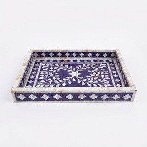 Bandeja octogonal con incrustaciones de hueso, diseño floral en blanco y negro, bandeja decorativa para servir, bandeja premium para mesa de centro otomana en venta - Product Image 6