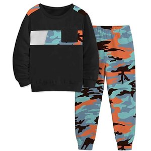 Conjunto de Sudadera de Camuflaje para Hombre, Sudadera Negra con Cuello Redondo y Bolsillo, Pantalones a Juego, Atuendo Informal de Otoño, Corte Regular - Product Image 3