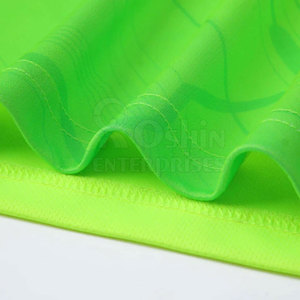 Nouvelle conception 2026 : Ensemble d'uniformes de football sur mesure à manches courtes, couleur unie, pour hommes – Tenue de sport - Product Image 5
