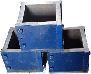 Moule à cube en fonte robuste 70,6 mm |   Moule d'essai pour cubes de béton pour la construction et les tests en laboratoire - Product Image 6