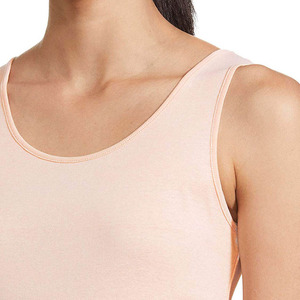 Débardeur de sport pour femme en gros, personnalisé, respirant, à séchage rapide, en polaire, col en V, pour la gym, le fitness, le yoga, l'entraînement et la course à pied - Product Image 6