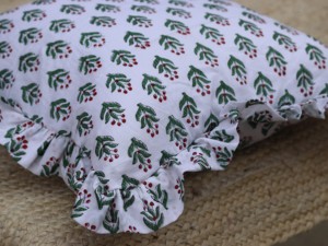 Funda de Almohada de Algodón Elegante y Moderna con Tamaño y Color Personalizados, Impresión para Logotipos y Diseños Digitales - Product Image 2