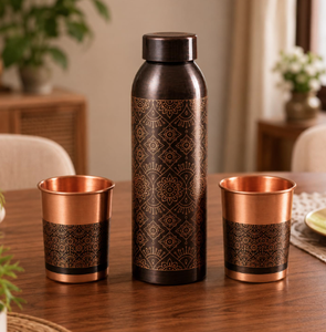 Elegante Juego de Recipientes para Agua de Cobre Grabado Oscuro Estilo Antiguo con Vasos a Juego para el Hogar y la Oficina - Product Image 6