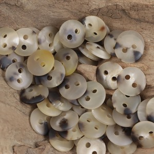 Boutons ronds en corne de buffle véritable faits à la main de qualité supérieure pour manteaux en laine pour femmes et costumes pour hommes, objets de collection artistiques - Product Image 5