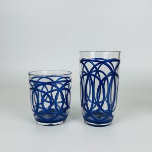 Verre à eau ou highball en plastique acrylique avec accents en spirale de couleur personnalisée - Product Image 4