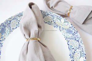 Porte-serviettes en métal avec forme ronde tendance parfait pour la décoration de table de mariage et de banquet élégant - Product Image 3