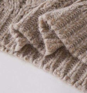 Pull-over en tricot pour femme, col en V, boutonné, respirant, coupe ample, tons neutres, qualité supérieure, style européen - Product Image 5