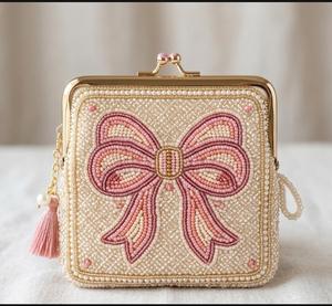 Bolso de Mano de Lujo para Mujer, Bordado con Detalles en Azul, Personalizado al por Mayor, con Cadena Dorada - Product Image 4