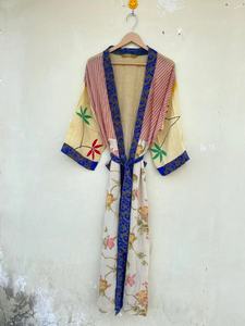 Robe Kimono en soie beige et blanche Robe de chambre Kimono Vintage Robe - Product Image 5