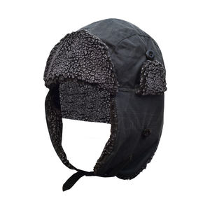 Chapeaux de ski personnalisés, mode hiver, résistants à l'eau, en toile cirée, chapeau russe avec cache-oreilles en fourrure douce, chapeau bombardier russe noir - Product Image 1