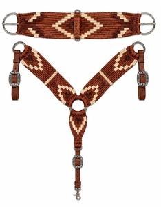 EQUIPO: Conjunto de Cinturón y Collar de Pecho para Caballo de Cuero Trenzado y Lana, Patrón Geométrico Marrón con Hebillas Concho, Uttar Pradesh - Product Image 1