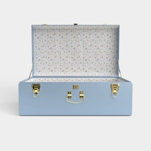 Trio de coffres métalliques aux tons bleu ombré, de forme rectangulaire, avec quincaillerie rose gold, pour une organisation domestique tendance et fonctionnelle. - Product Image 6